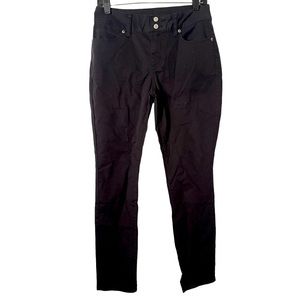 London Jean Black Straight Leg Pants‎ 8/s